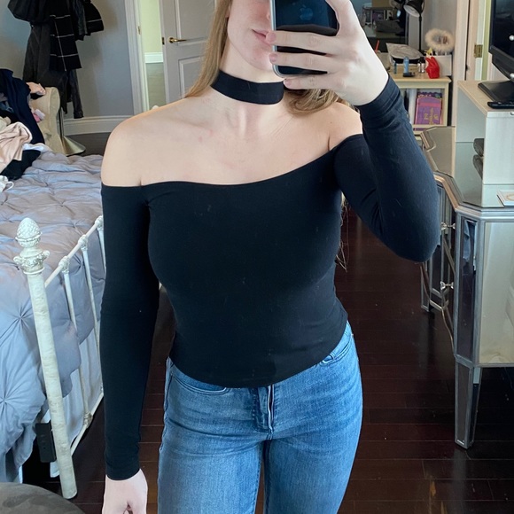 Black long sleeve top - Picture 1 of 1